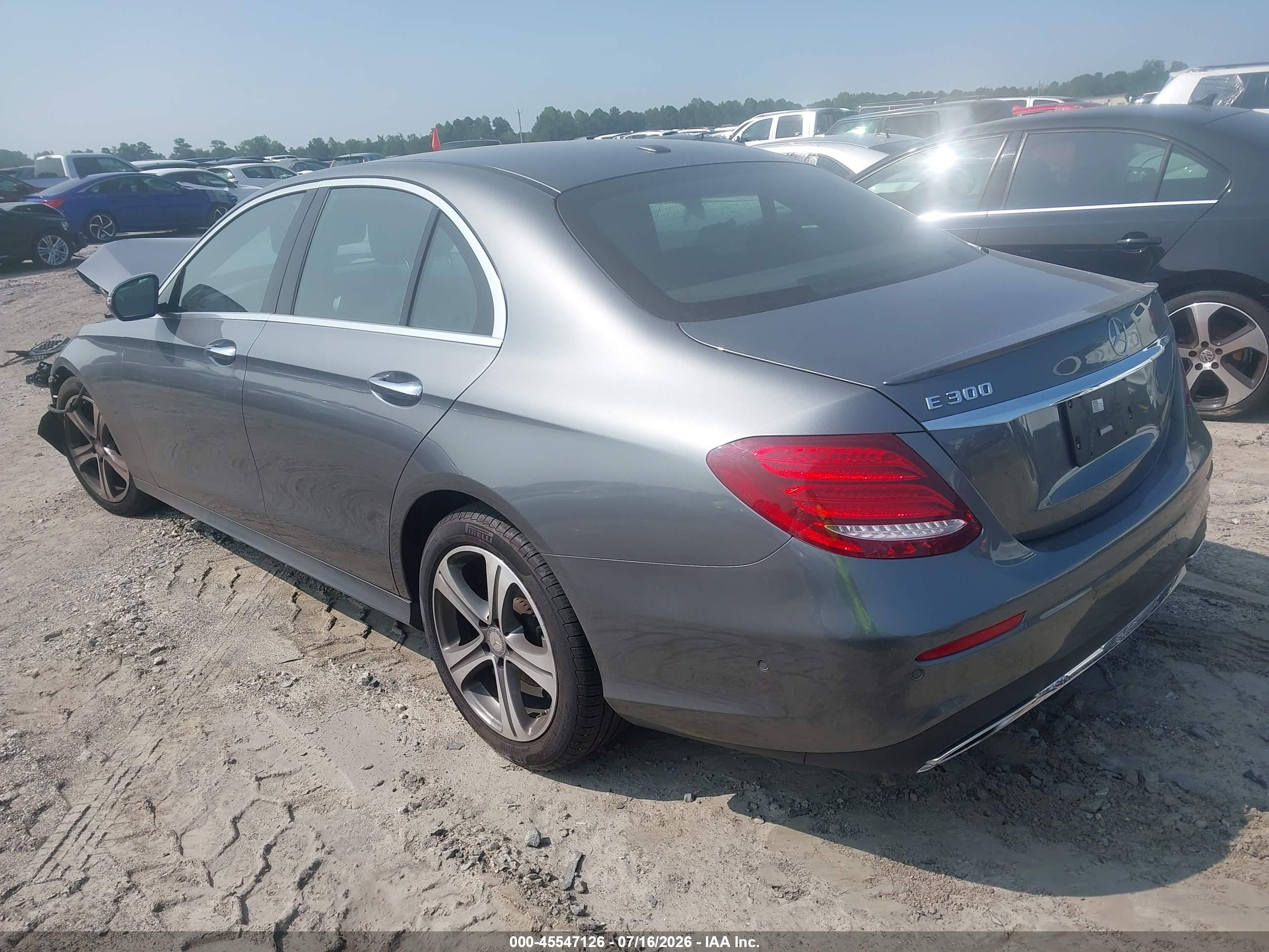 2017 MERCEDES-BENZ E 300 E300-4M