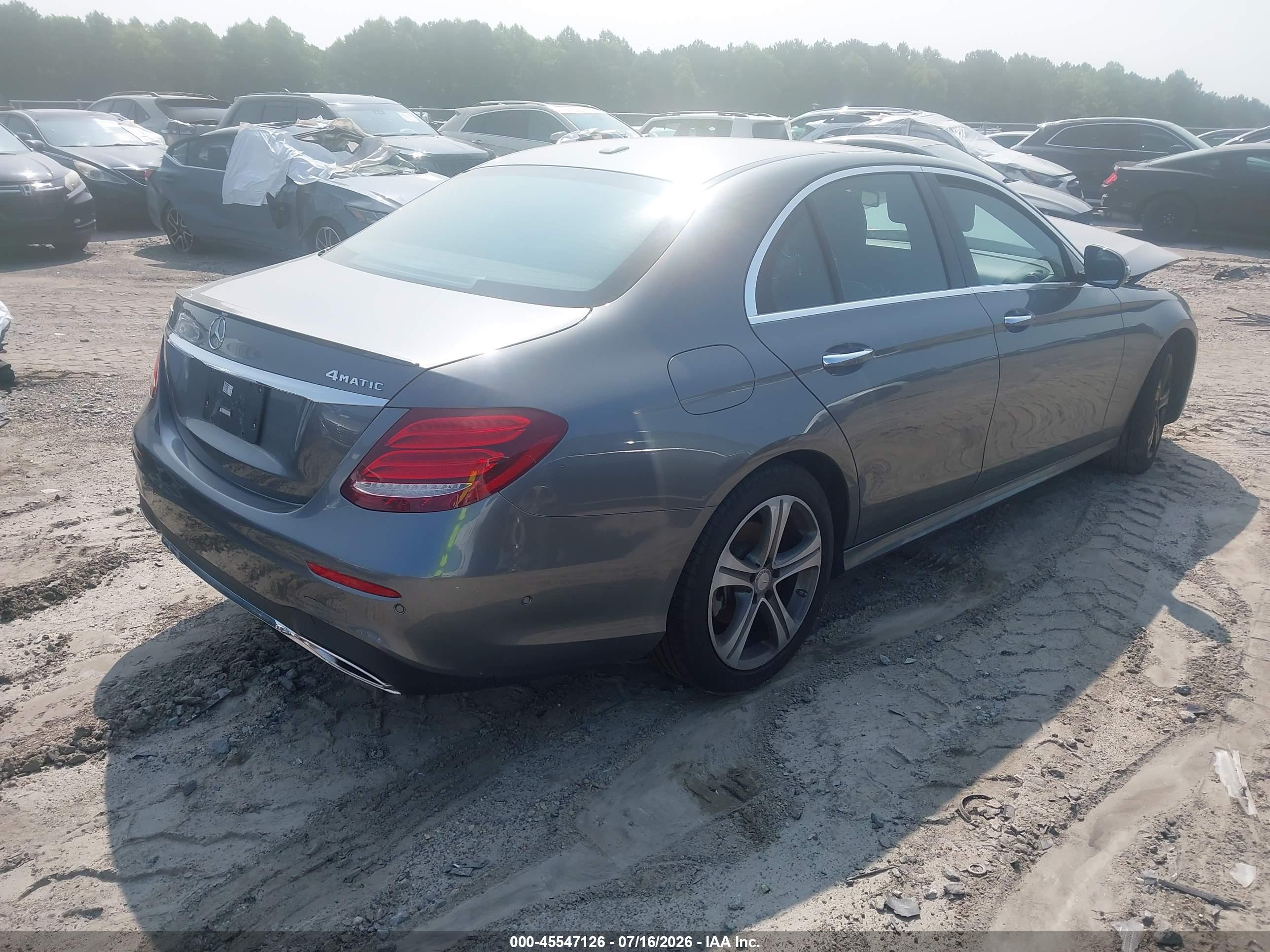 2017 MERCEDES-BENZ E 300 E300-4M