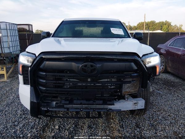 2025 TOYOTA TUNDRA SR