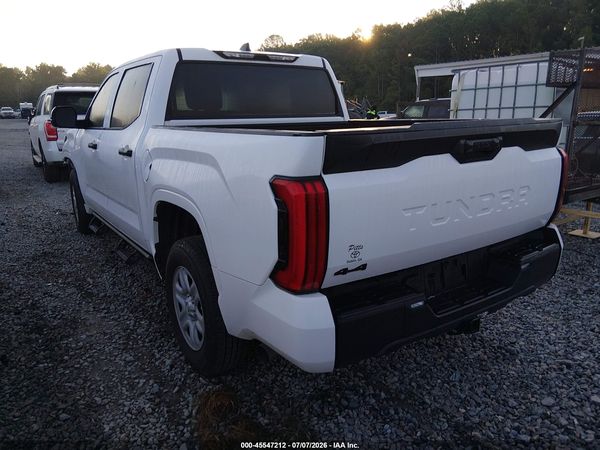 2025 TOYOTA TUNDRA SR