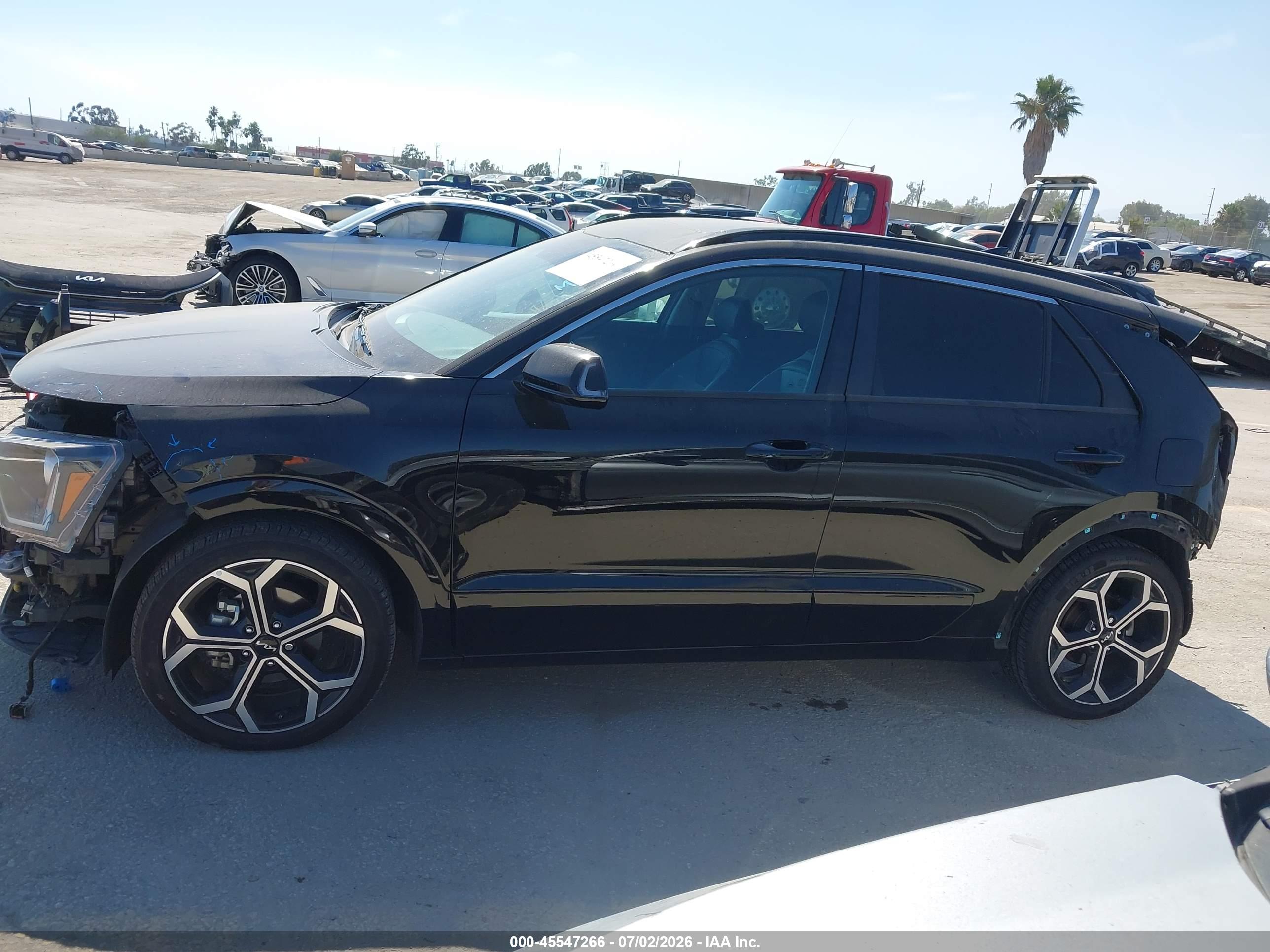 2023 KIA NIRO EX TOURING