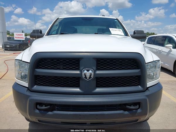 2018 RAM 2500 TRADESMAN  4X4 8' BOX