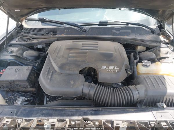 2016 DODGE CHALLENGER SXT