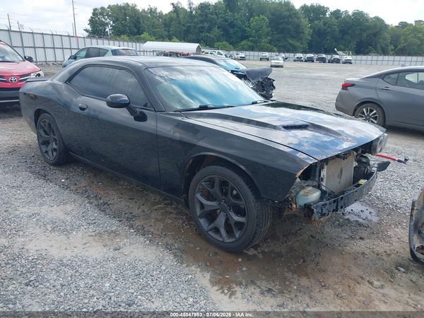 2016 DODGE CHALLENGER SXT