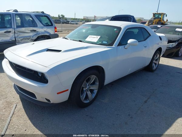 2018 DODGE CHALLENGER SXT