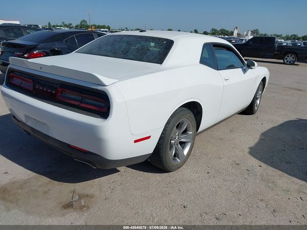2018 DODGE CHALLENGER SXT