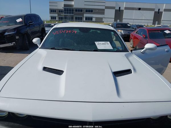 2018 DODGE CHALLENGER SXT