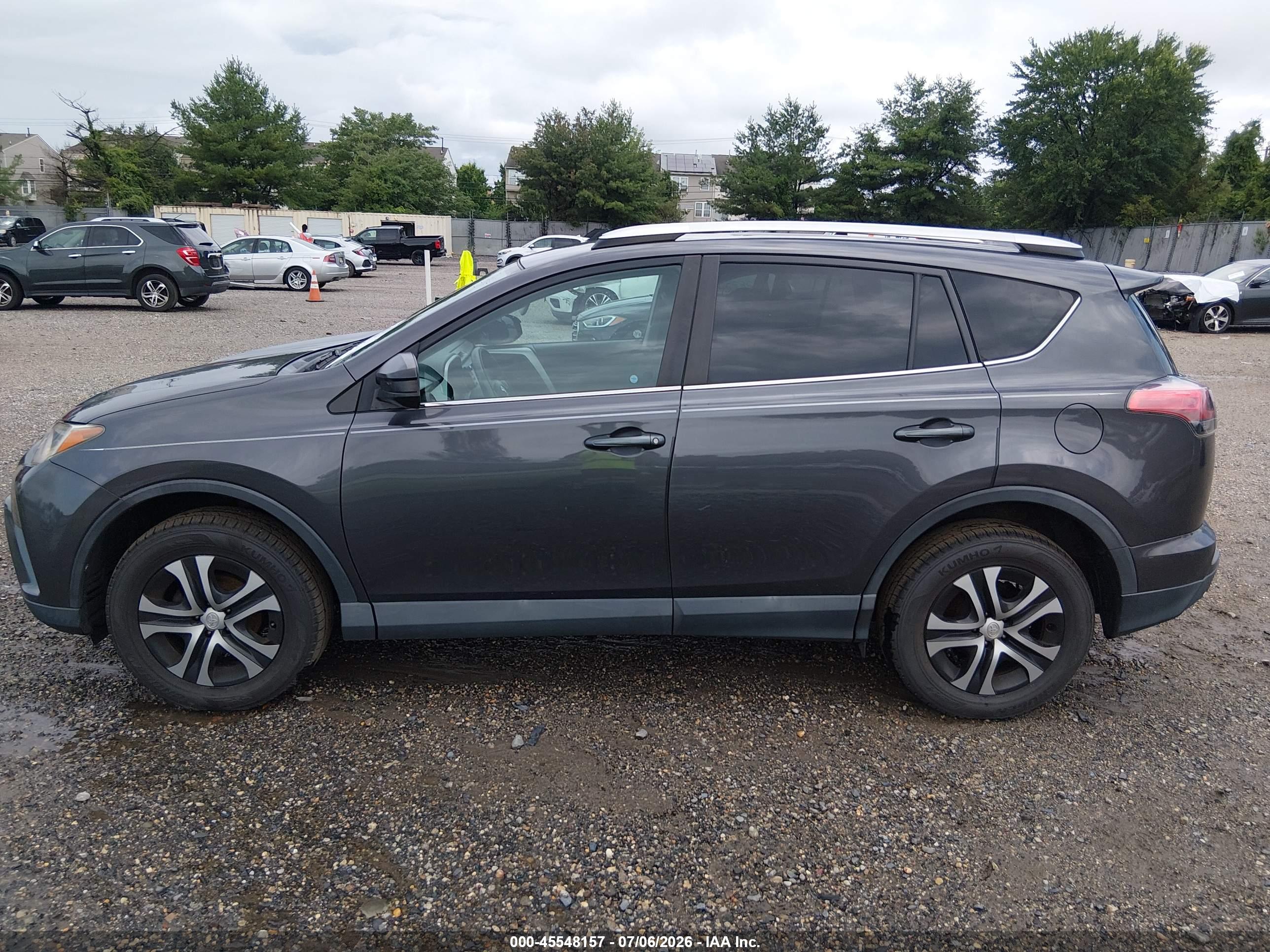 2016 TOYOTA RAV4 LE
