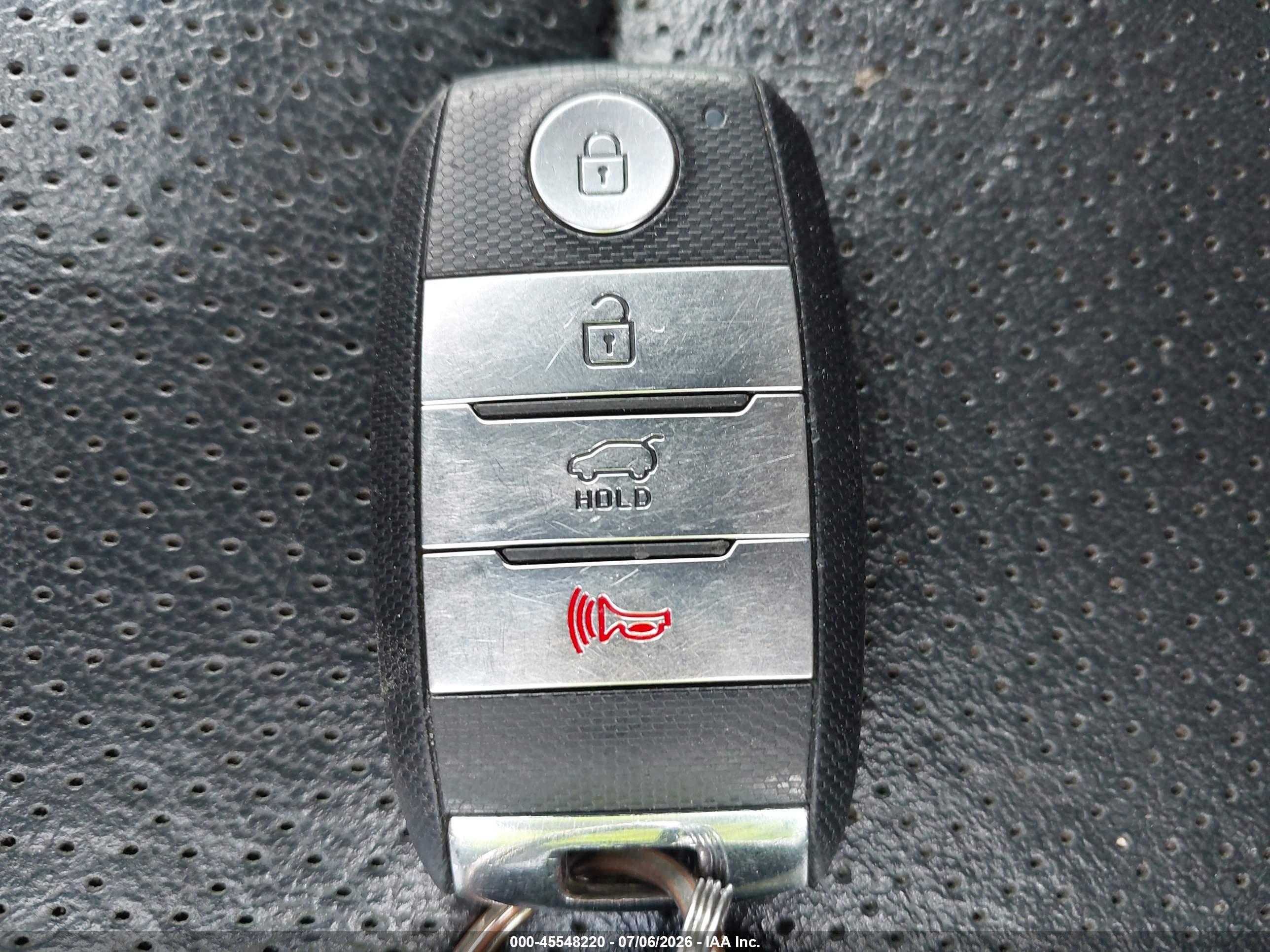 2017 KIA SORENTO 2.4L LX