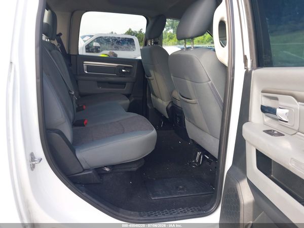 2017 RAM 1500 BIG HORN  4X2 5'7 BOX