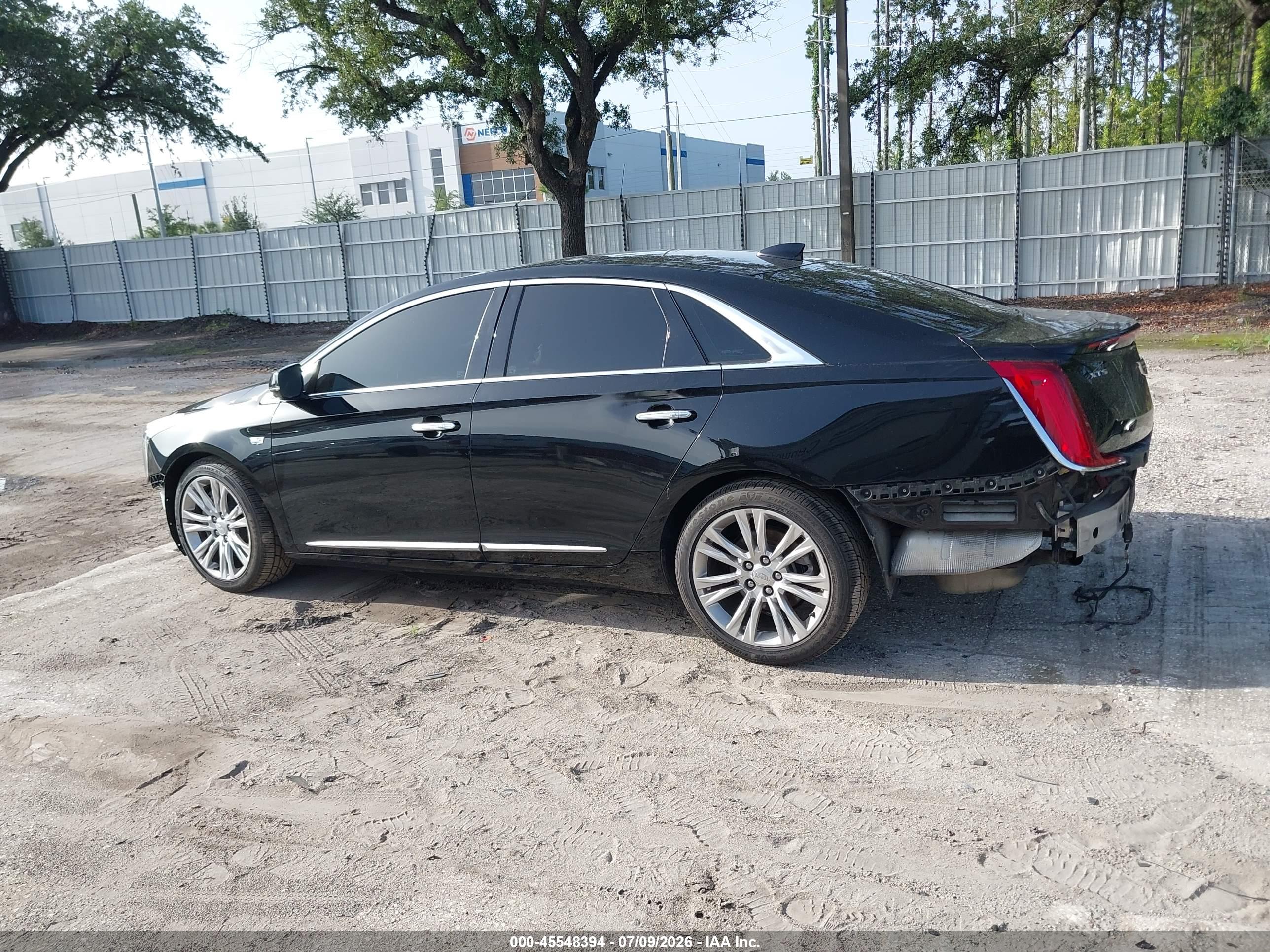 2018 CADILLAC XTS LUXURY