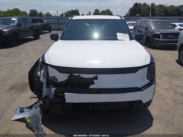 2026 KIA EV9 LAND