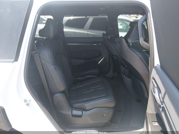 2026 KIA EV9 LAND