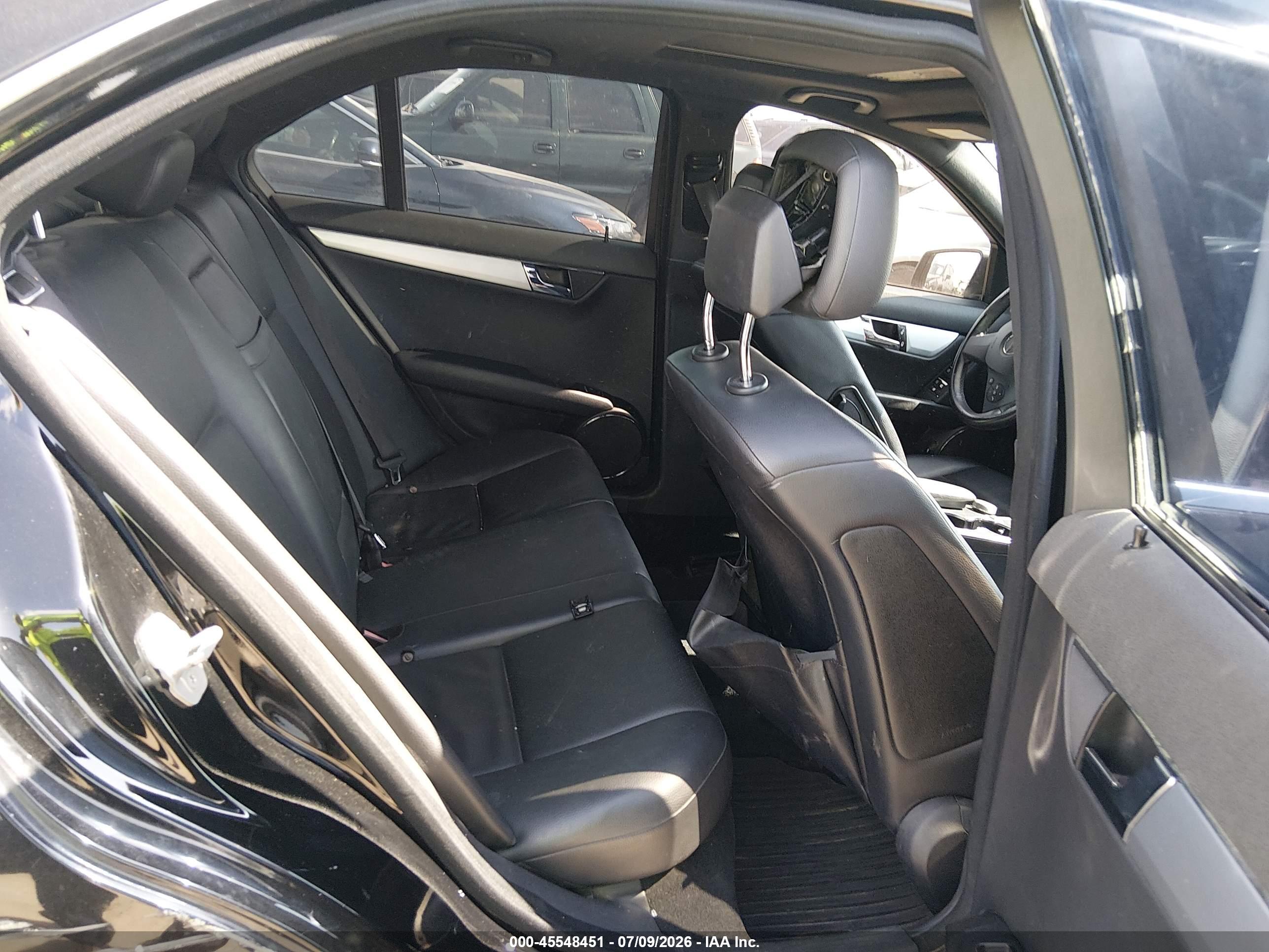 2010 MERCEDES-BENZ C 300 C300