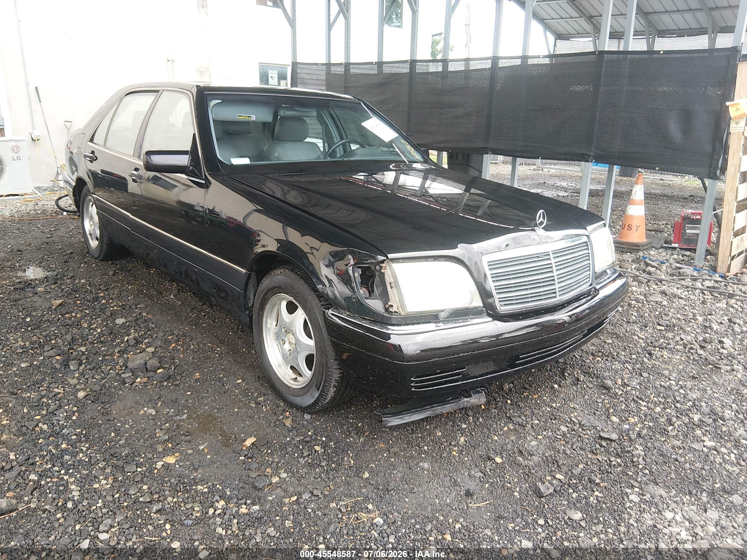 1999 MERCEDES-BENZ S 500 S500V