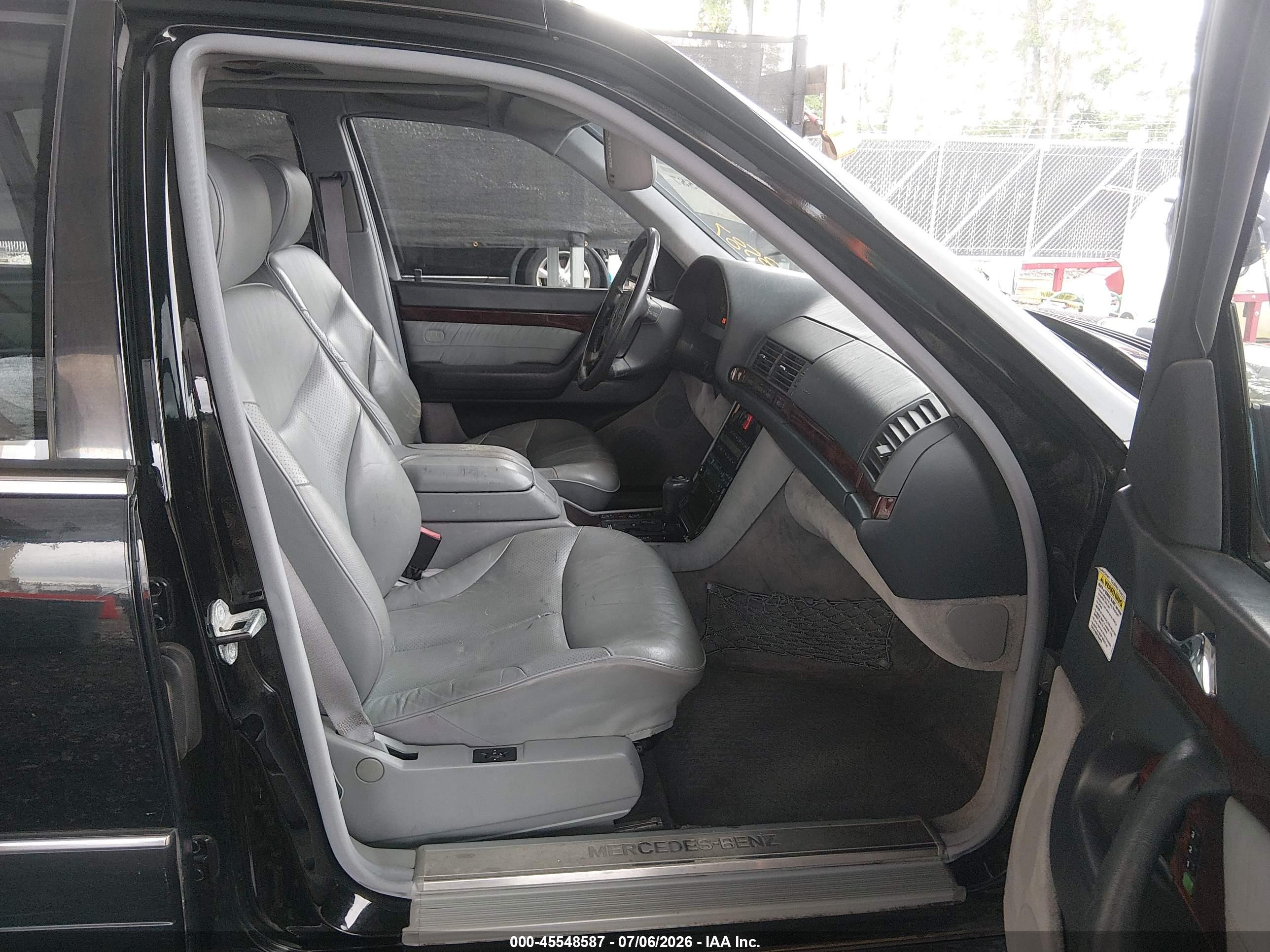 1999 MERCEDES-BENZ S 500 S500V