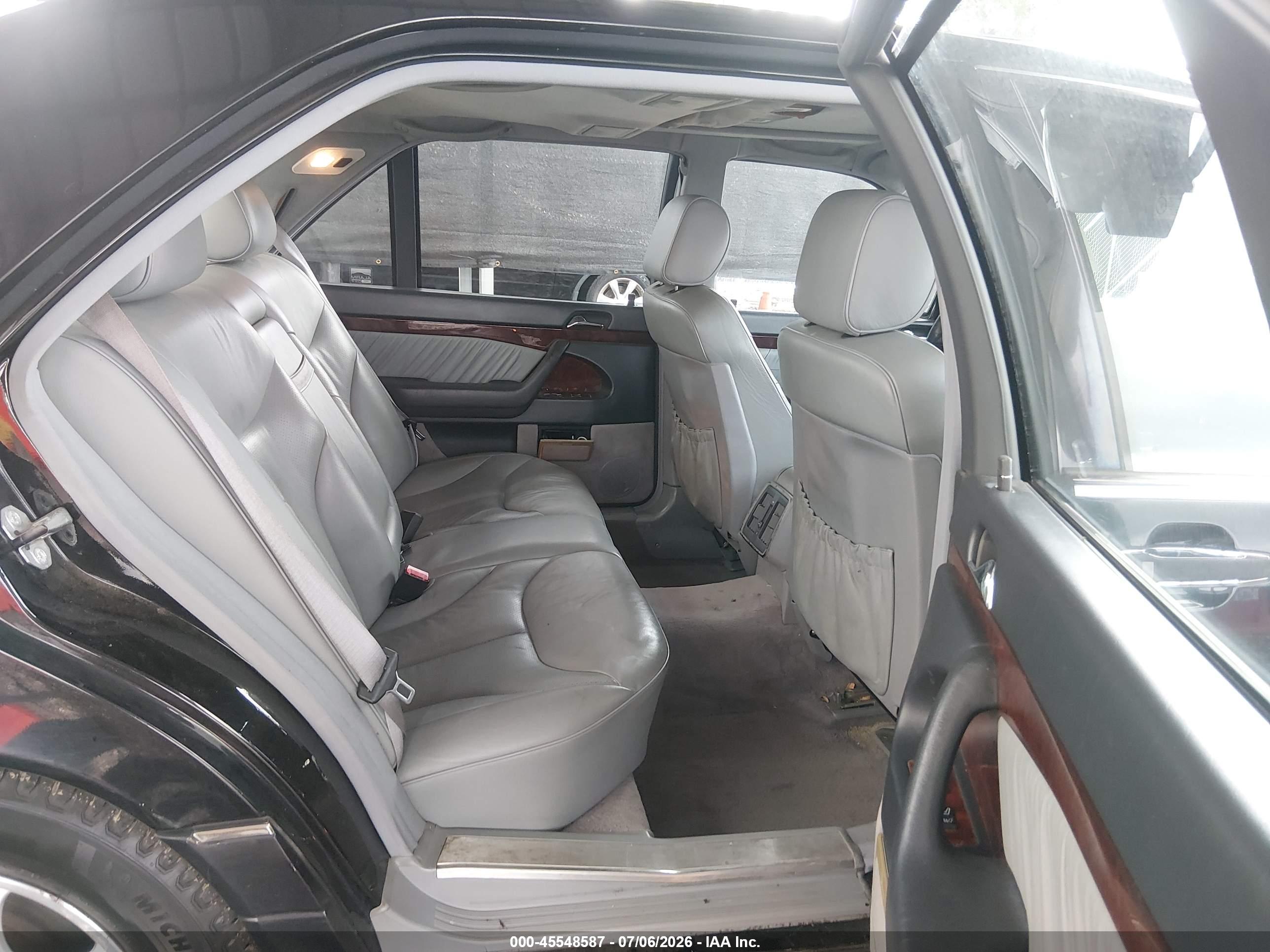 1999 MERCEDES-BENZ S 500 S500V