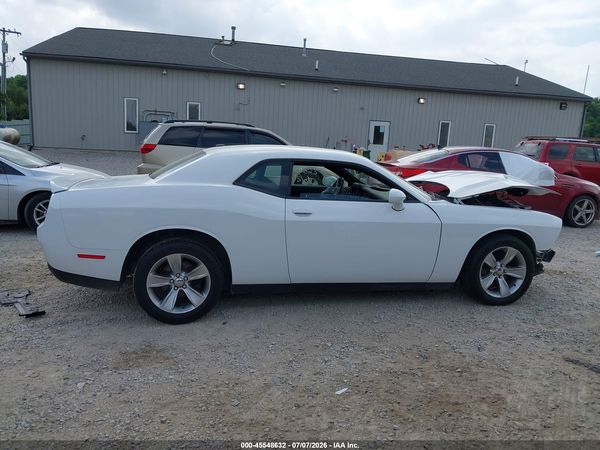 2021 DODGE CHALLENGER SXT