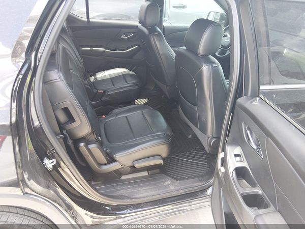 2022 CHEVROLET TRAVERSE FWD LT CLOTH — I8
