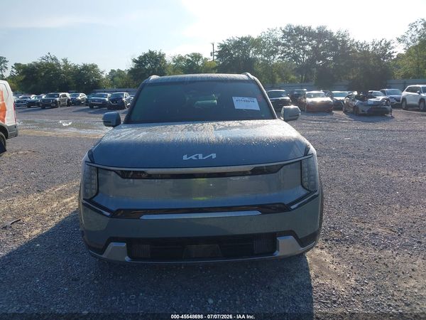 2024 KIA EV9 LAND
