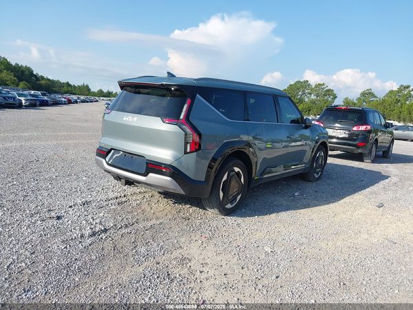 2024 KIA EV9 LAND