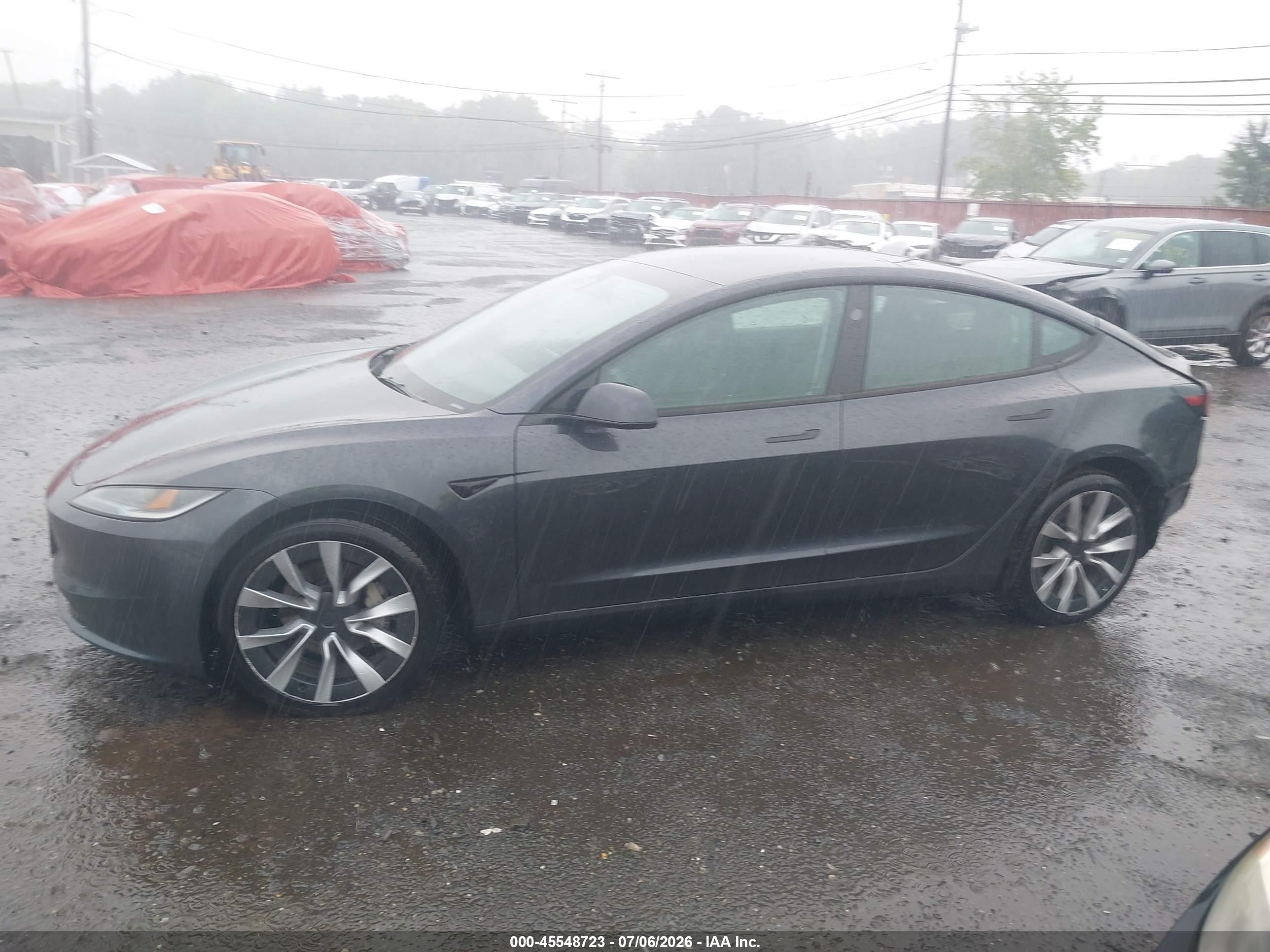 2024 TESLA MODEL 3