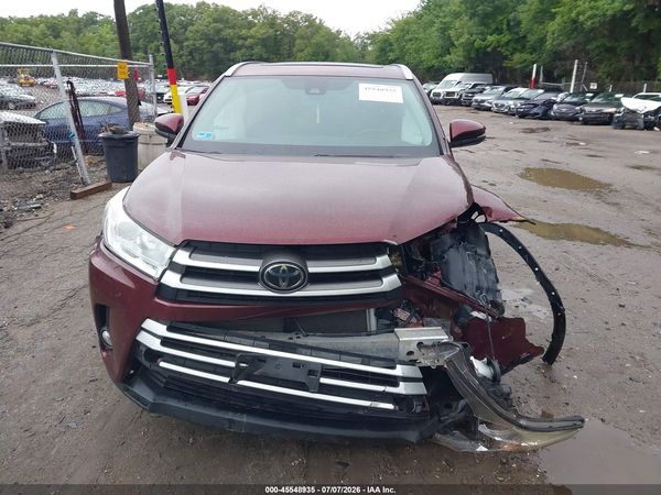 2018 TOYOTA HIGHLANDER XLE