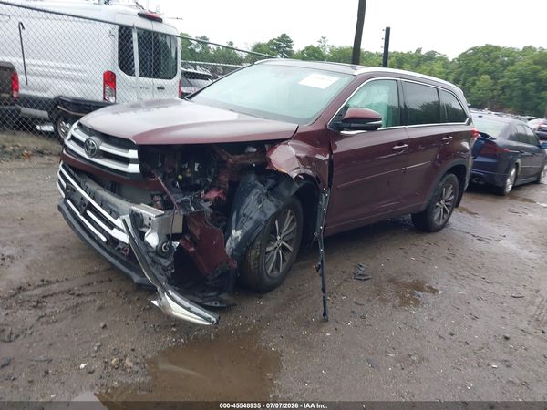 2018 TOYOTA HIGHLANDER XLE