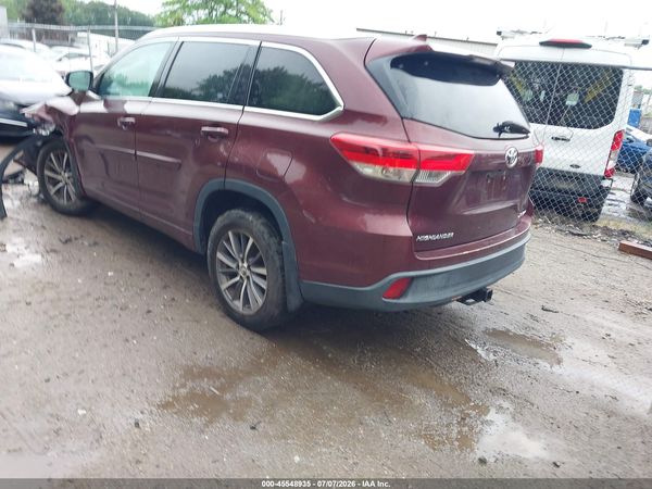 2018 TOYOTA HIGHLANDER XLE