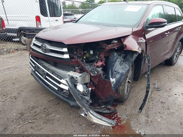 2018 TOYOTA HIGHLANDER XLE
