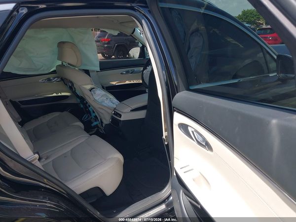 2025 GENESIS GV70 2.5T AWD