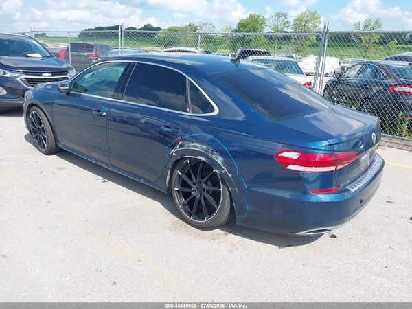 2022 VOLKSWAGEN PASSAT 2.0T SE — I3