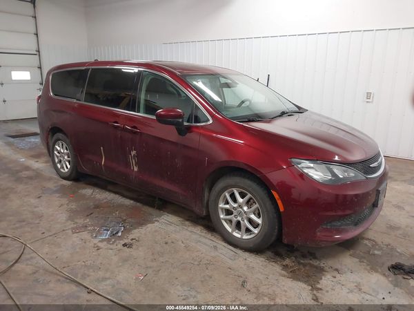 2021 CHRYSLER VOYAGER LX