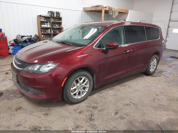 2021 CHRYSLER VOYAGER LX