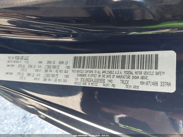 2018 RAM 1500 TRADESMAN  4X2 8' BOX