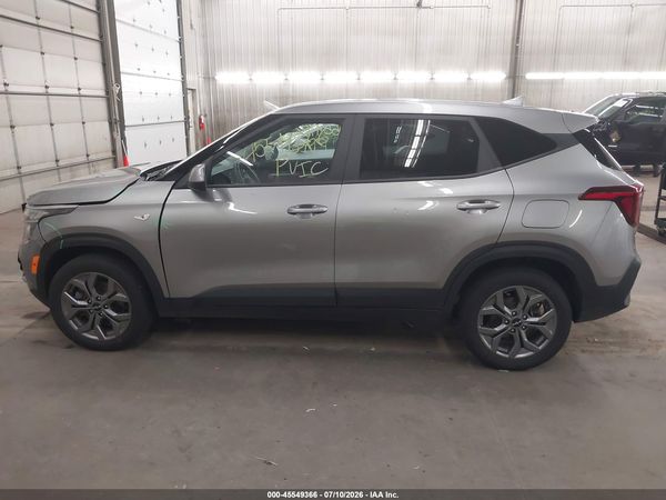 2024 KIA SELTOS LX
