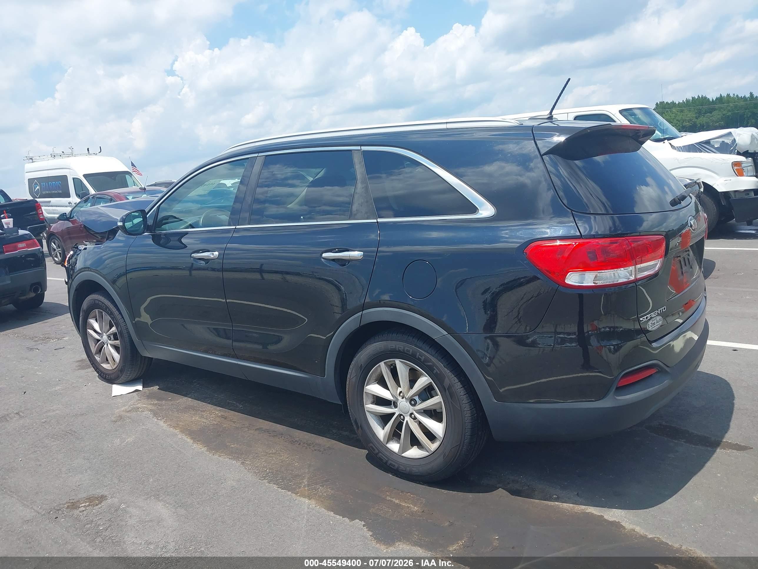 2017 KIA SORENTO 2.4L LX