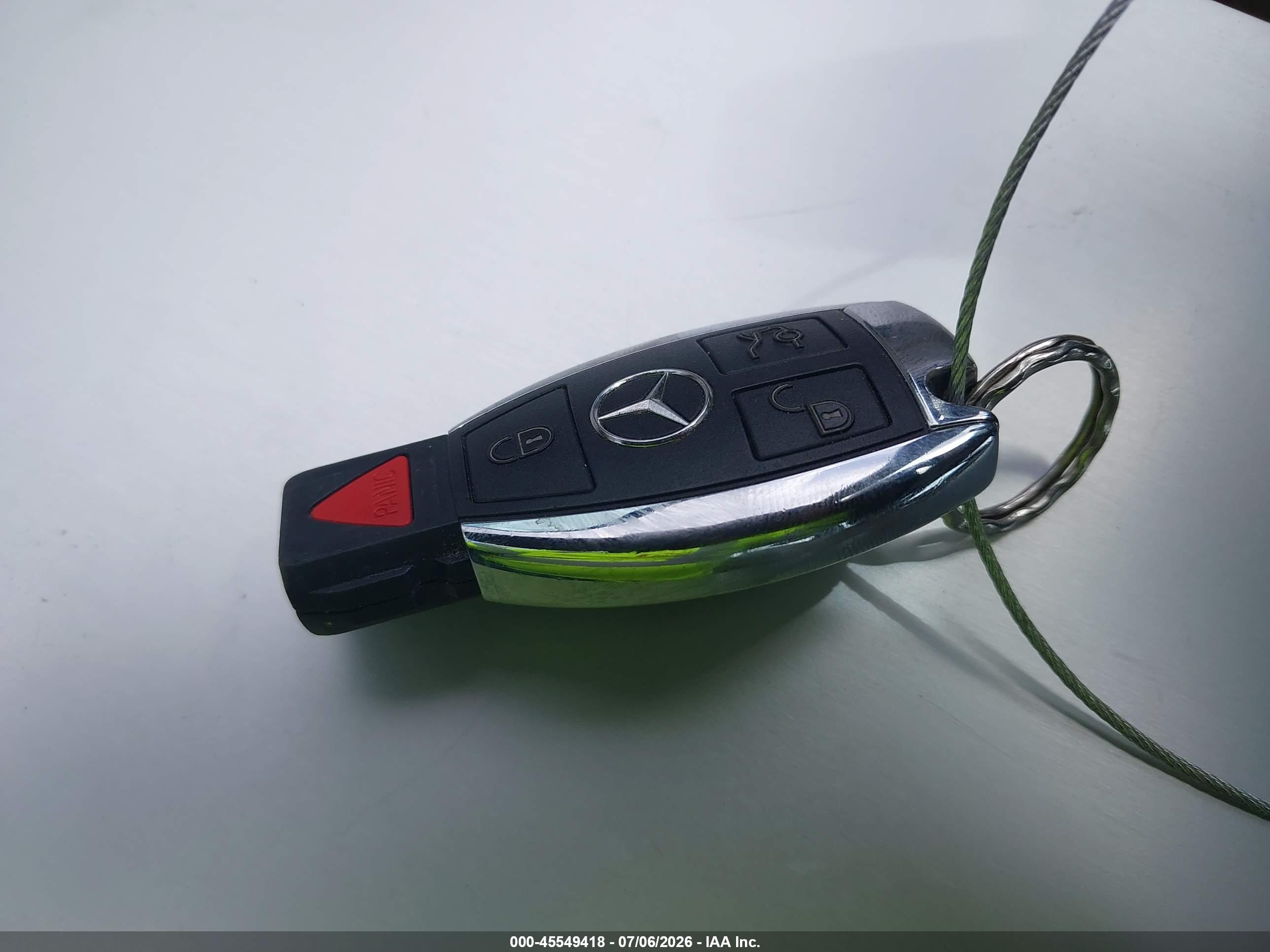 2011 MERCEDES-BENZ C 300 C300