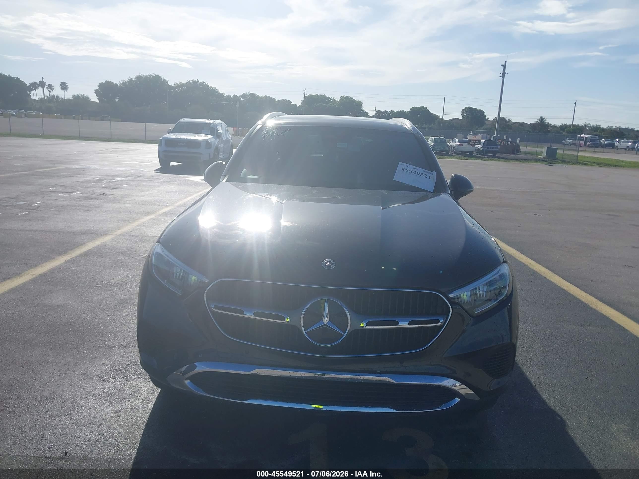 2024 MERCEDES-BENZ GLC 300 SUV