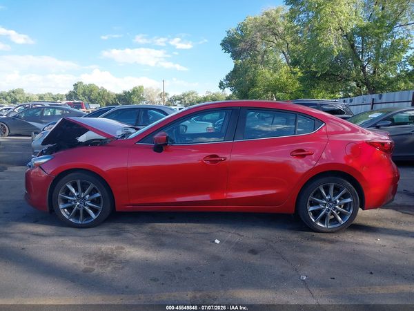 2018 MAZDA MAZDA3 TOURING