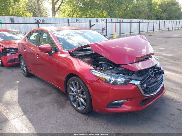 2018 MAZDA MAZDA3 TOURING