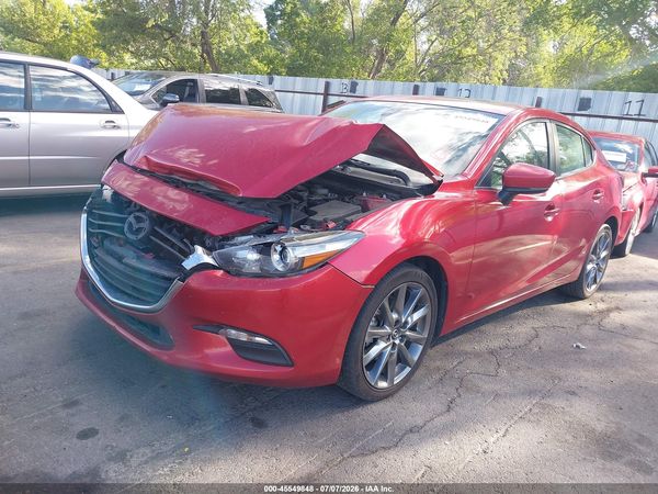 2018 MAZDA MAZDA3 TOURING