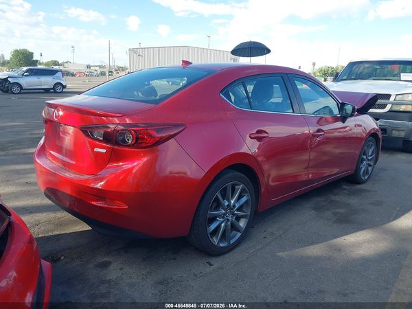 2018 MAZDA MAZDA3 TOURING
