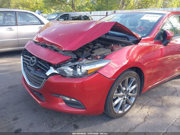 2018 MAZDA MAZDA3 TOURING