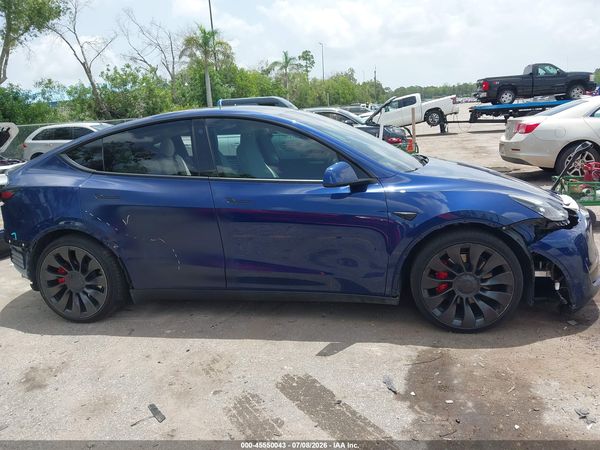 2022 TESLA MODEL Y