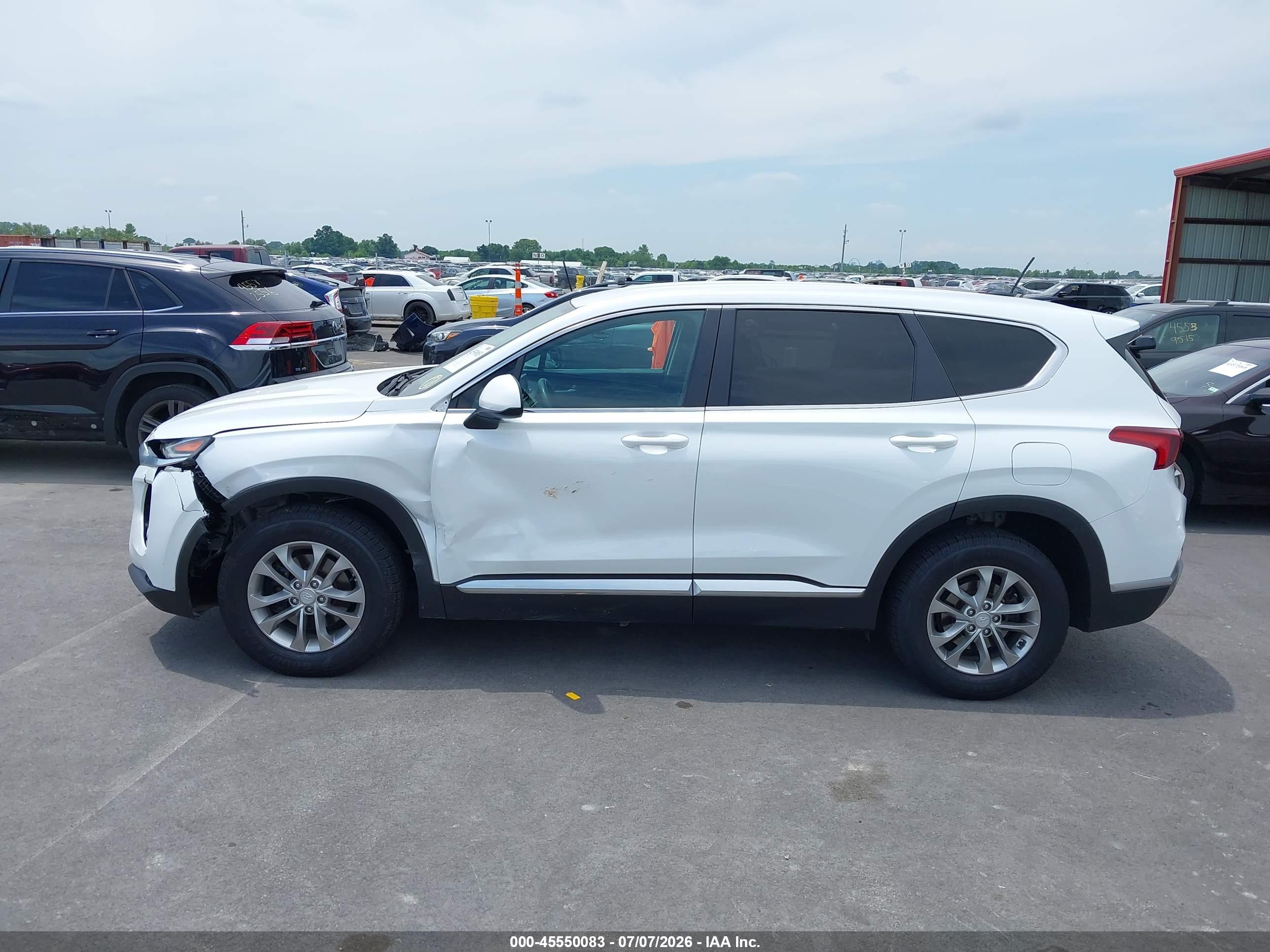 2019 HYUNDAI SANTA FE SE