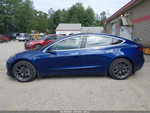2018 TESLA MODEL 3 LONG RANGE/PERFORMANCE