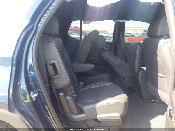 2023 CHEVROLET TRAVERSE FWD LT LEATHER — I8