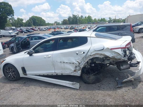 2023 KIA STINGER