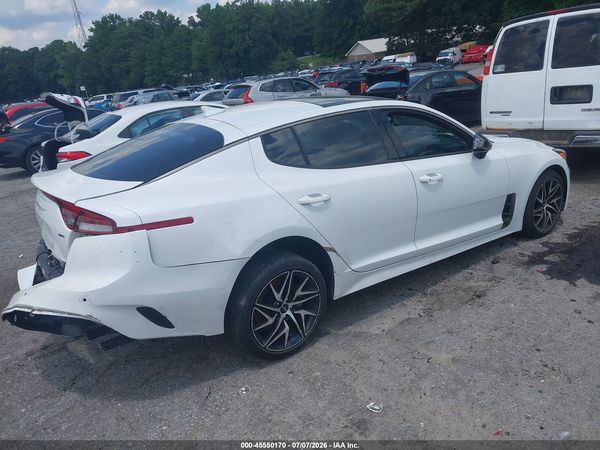 2023 KIA STINGER GT-LINE